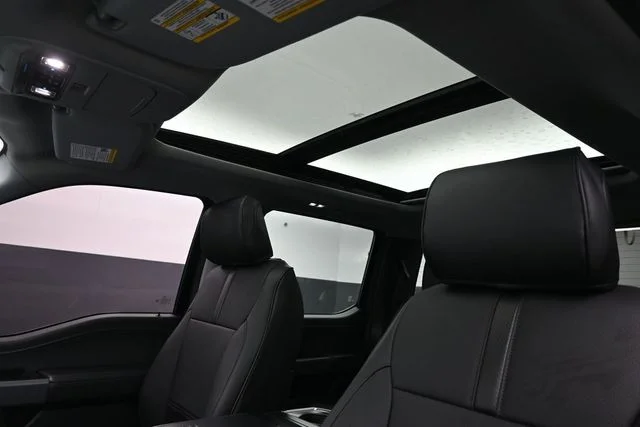 Certified Used 2023 Avalanche Ford XLT image 20