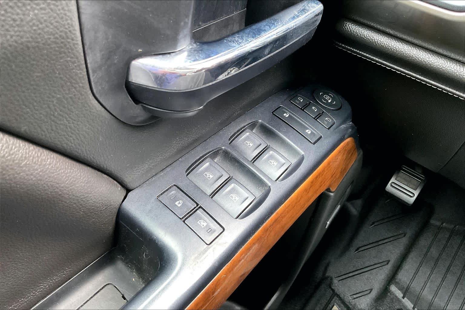 Used 2018 Black Chevrolet High Country image 36
