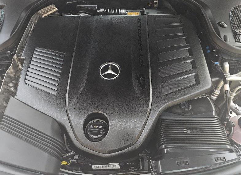 Used 2021 MOJAVE SILVER METALLIC Mercedes-Benz 450 image 4