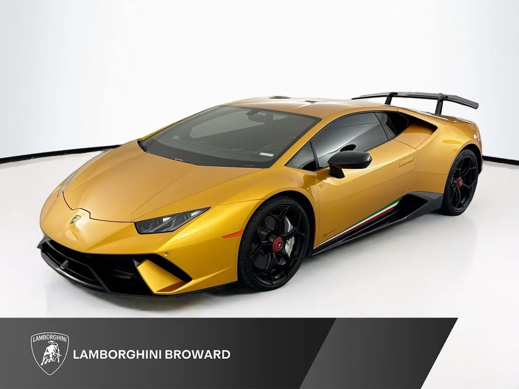 2018 Lamborghini Huracan LP 610-4 Performante Coupe's photo