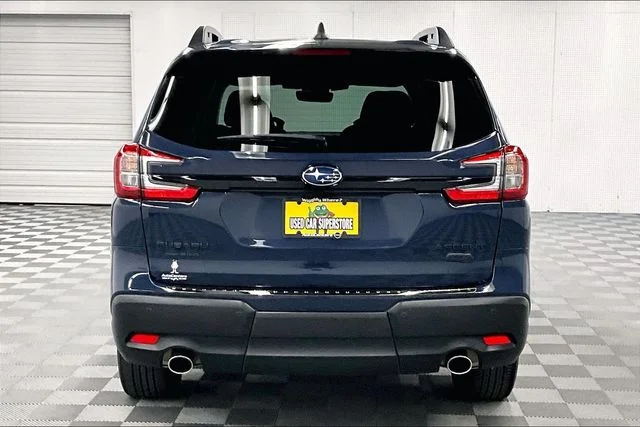 Used 2025 Cosmic Blue Pearl Subaru Onyx Edition image 5