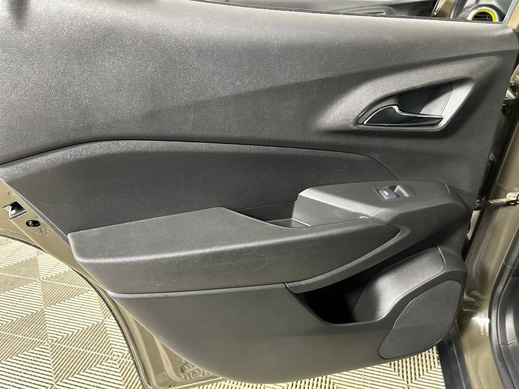 Used 2024 Brown Chevrolet LT image 16