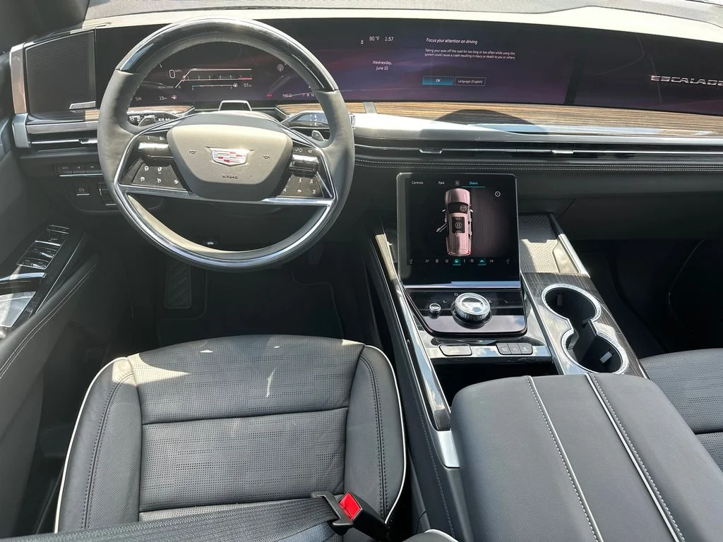 Used 2026 Black Cadillac Luxury image 25