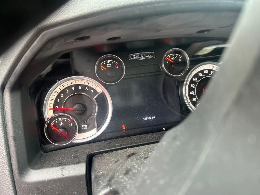 Used 2016 Silver Ram Big Horn image 7