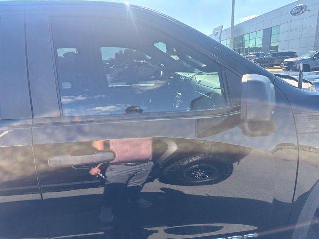 Used 2020 Black GMC Base image 11