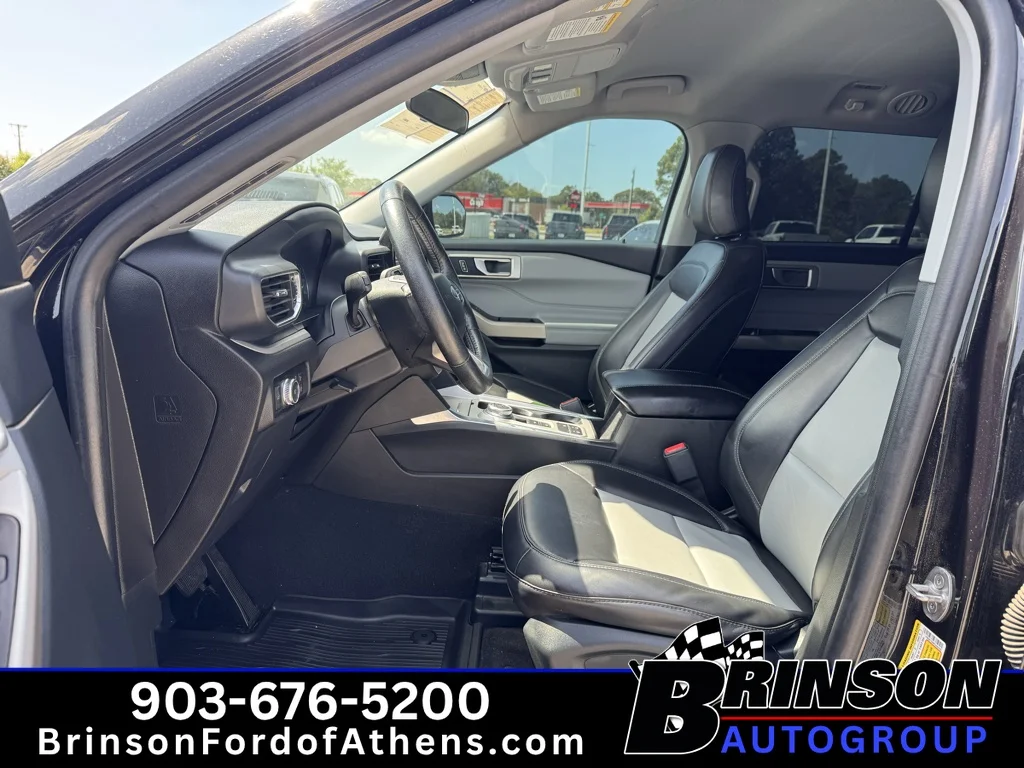 Certified Used 2023 Agate Black Metallic Ford XLT image 18