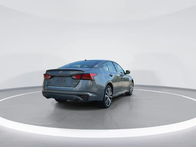 Used 2020 Gray Nissan 2.5 SR image 8