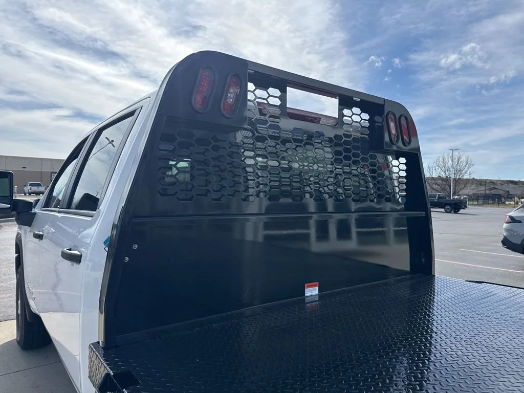 New 2026 Summit White GMC Pro image 5