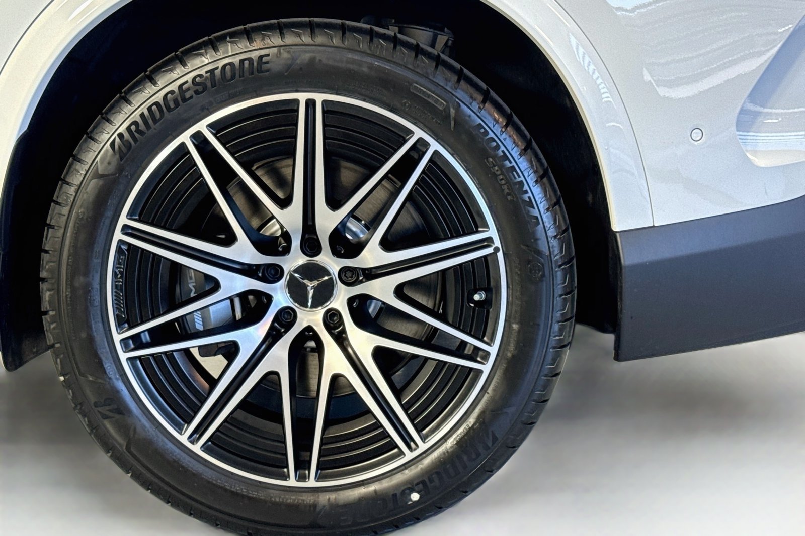 New 2027 Polar White Mercedes-Benz AMG® GLC 53 image 29