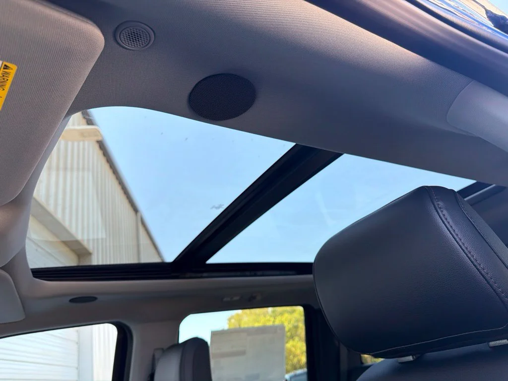 New 2027 Neptune Blue Ford F-250® Lariat® image 18