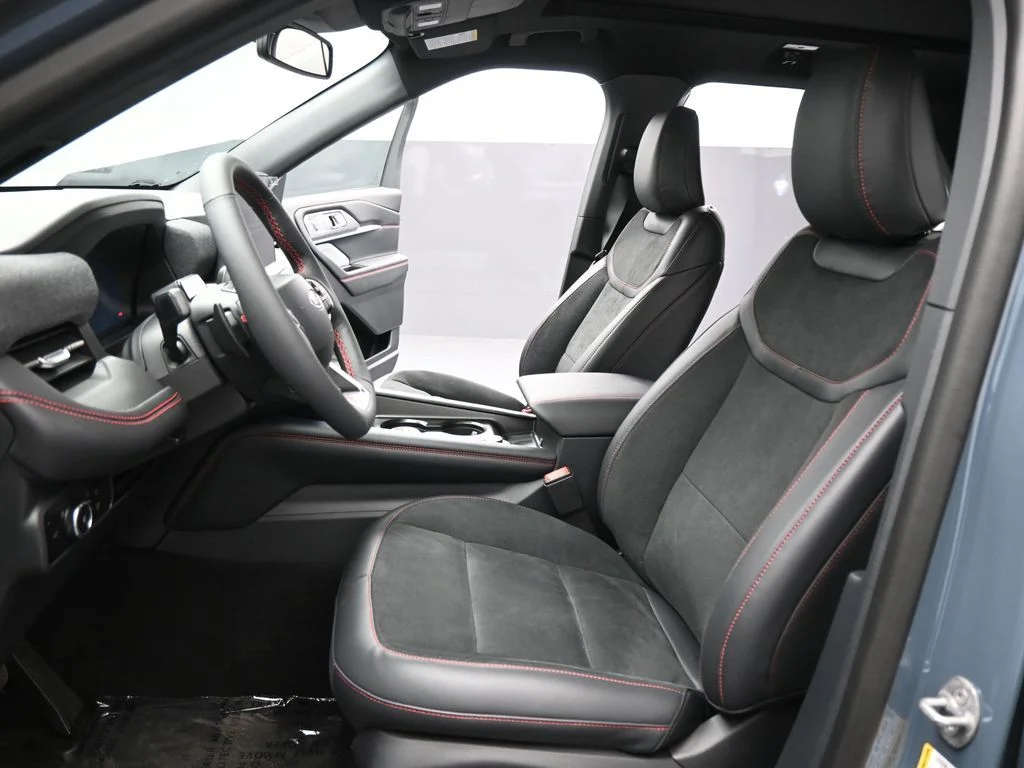 New 2026 Vapor Blue Metallic Ford ST image 9