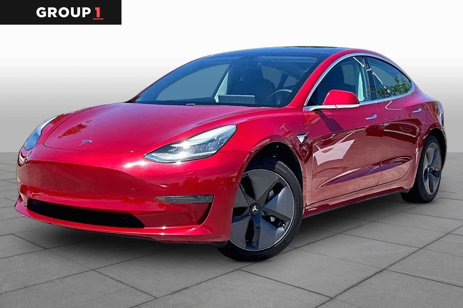 2020 Tesla Model 3 Standard Range Plus's photo