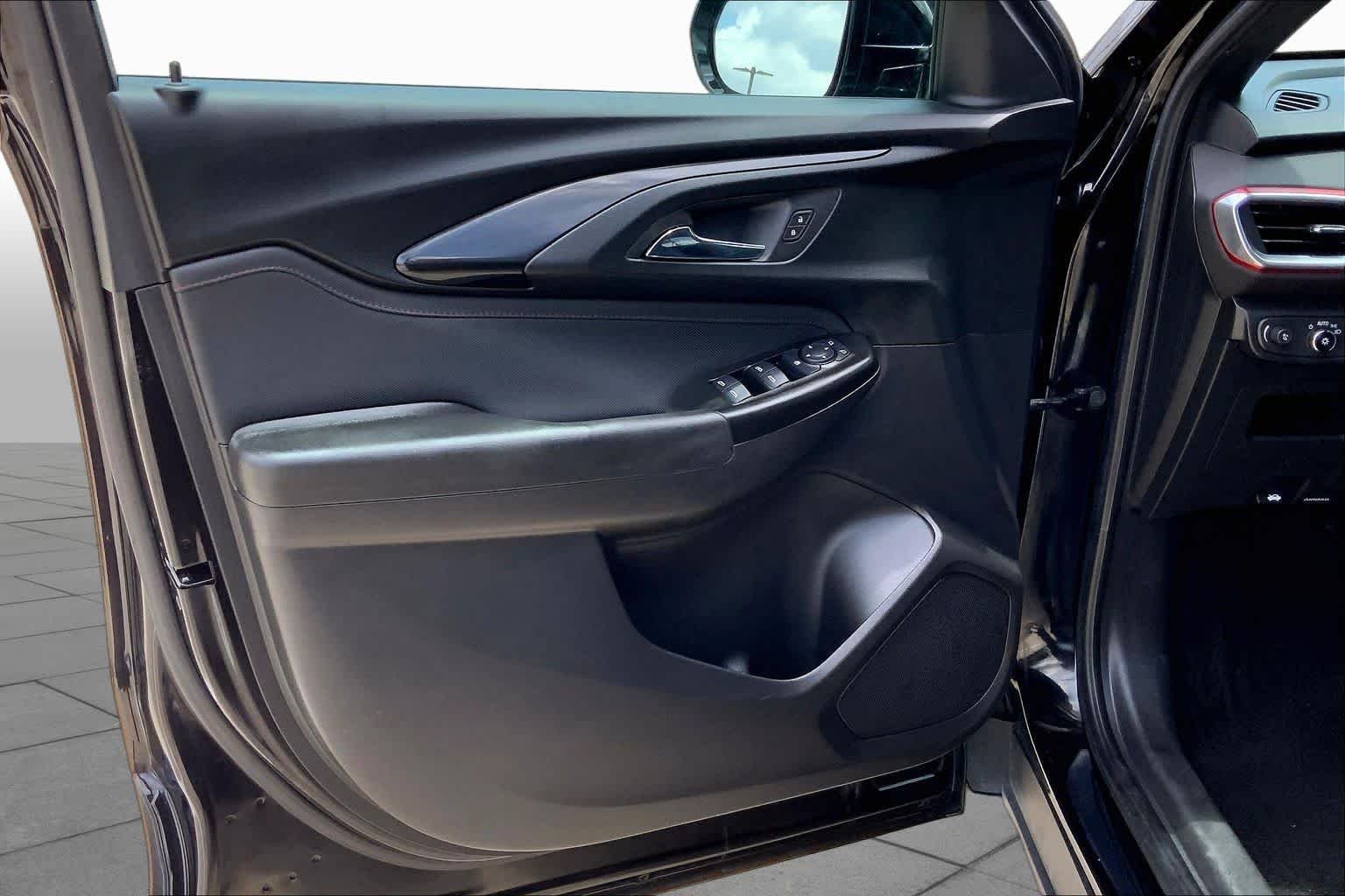 Used 2022 Mosaic Black Metallic Chevrolet RS image 21
