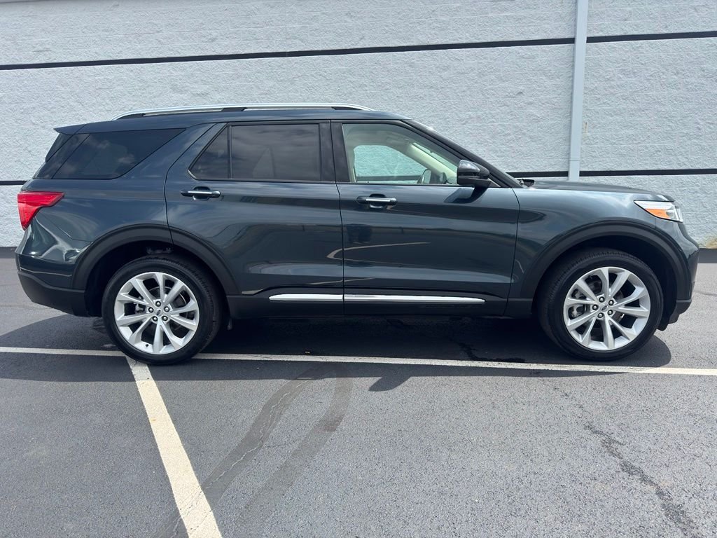 Used 2024 Blue Metallic Ford Platinum image 8