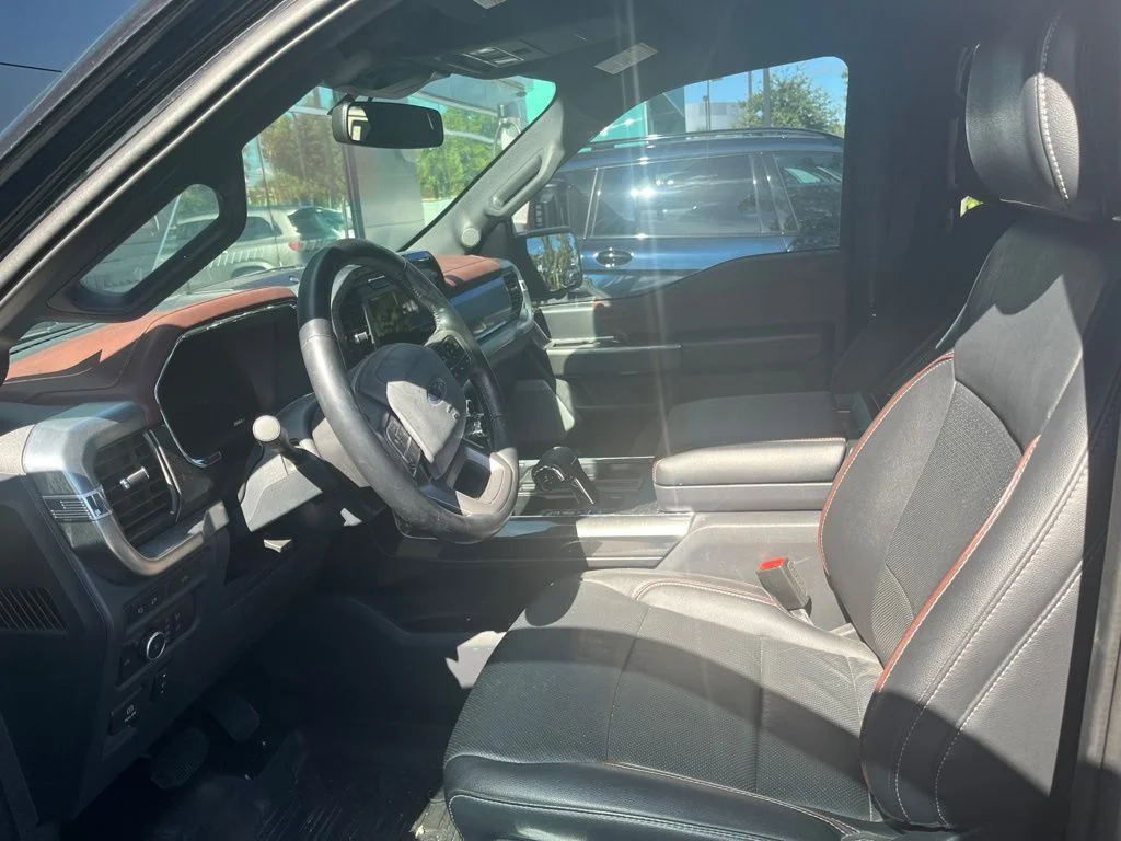Used 2022 Black Ford Lariat image 8