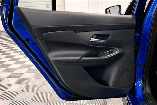 New 2026 Bluestone Pearl/Super Blk Nissan SR image 31