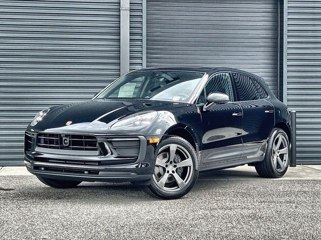 2026 Porsche Macan 