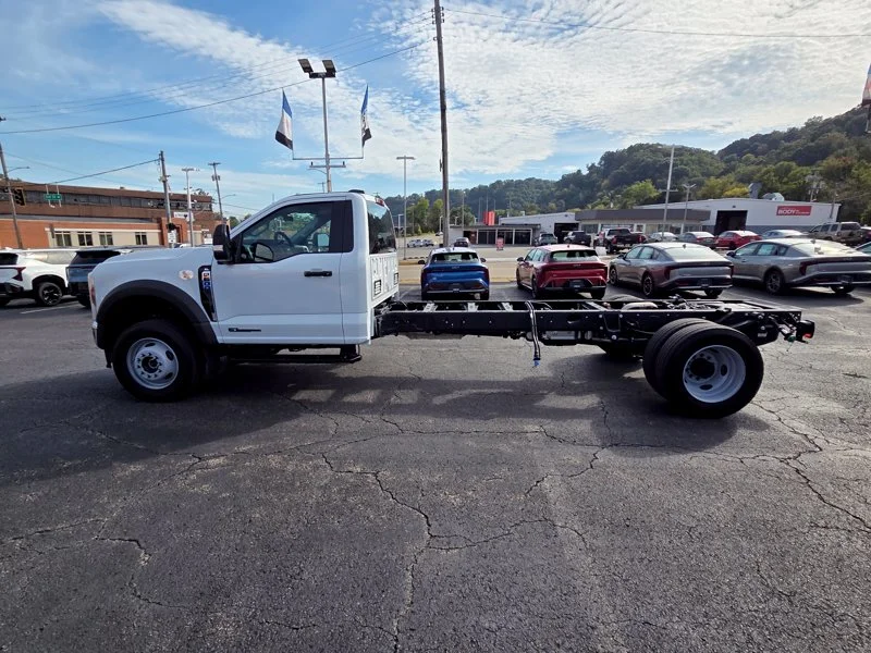 New 2026 White Ford XL image 4