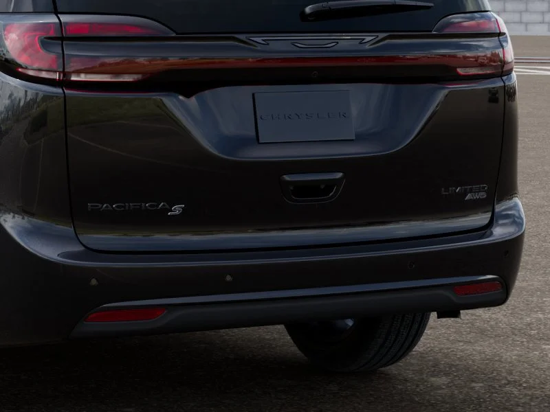 New 2027 Diamond Black Crystal Pearl-Coat Exterior Paint Chrysler Limited image 15