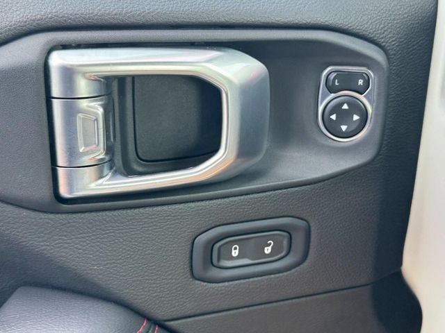 Used 2023 Bright White Clearcoat Jeep Rubicon image 23