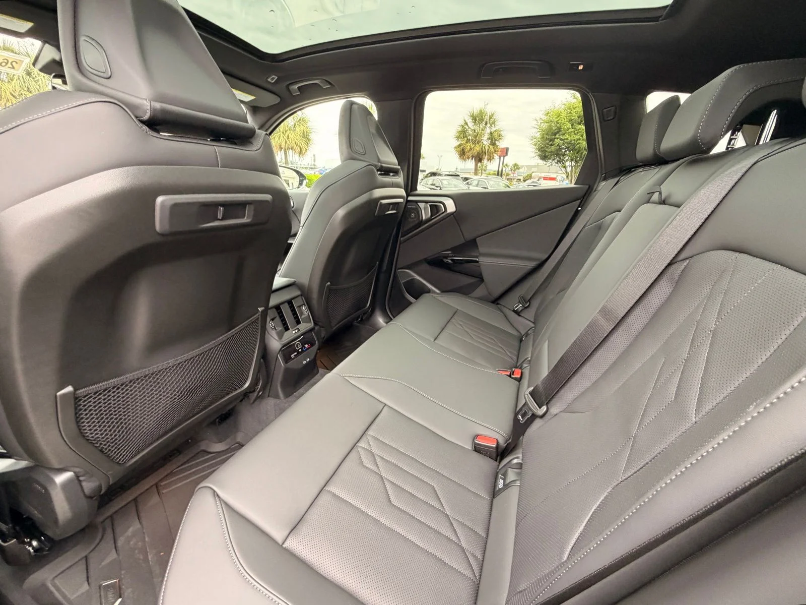 2026 BMW X3 30 - Photo 15