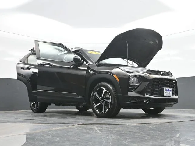 Used 2022 Black Chevrolet RS image 32