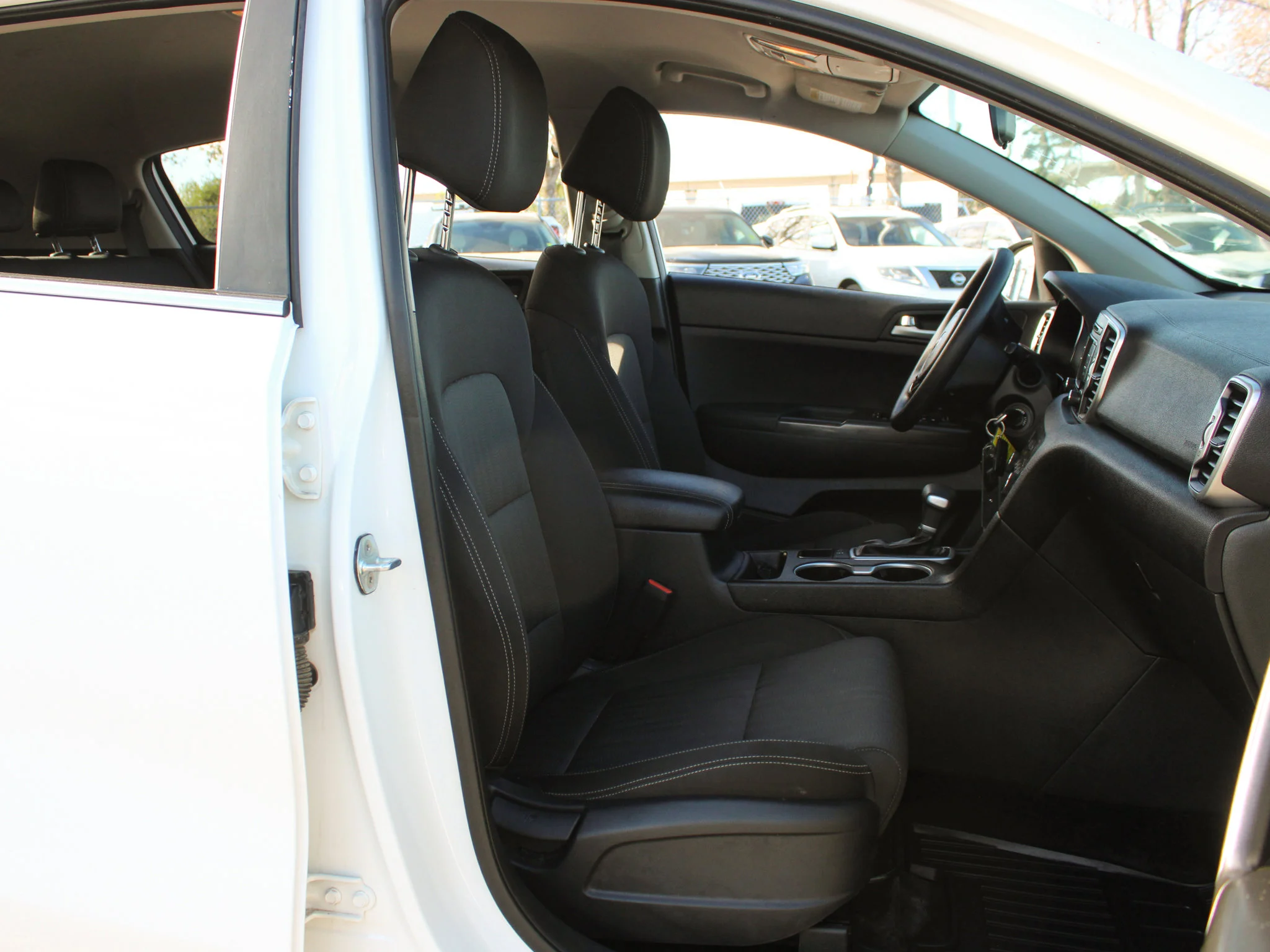 Used 2017 White Kia LX * AWD | Mechanic
