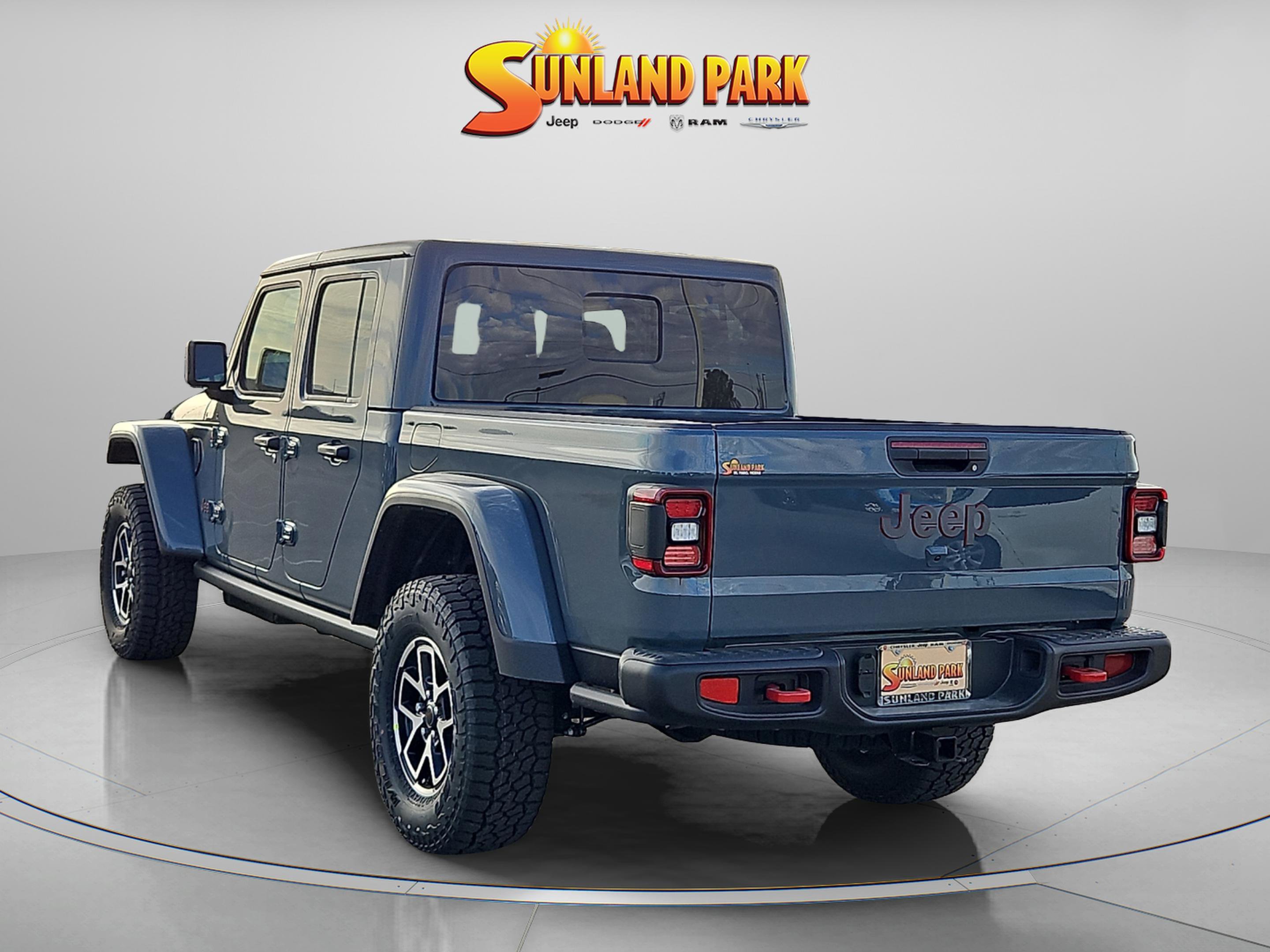 New 2026 Anvil Clear-Coat Exterior Paint Jeep Rubicon image 4