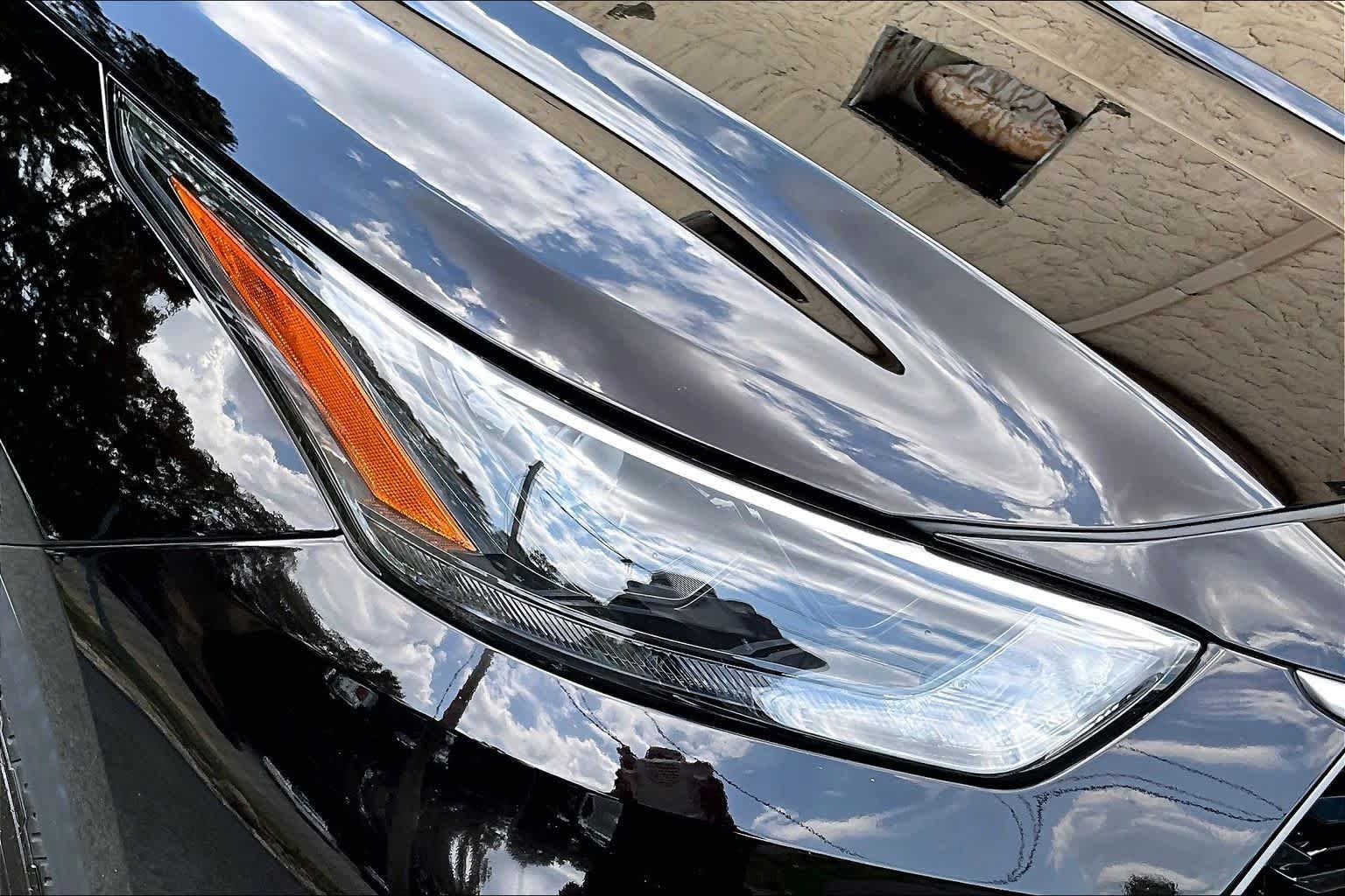 Used 2022 Opulent Amber Toyota XLE image 28