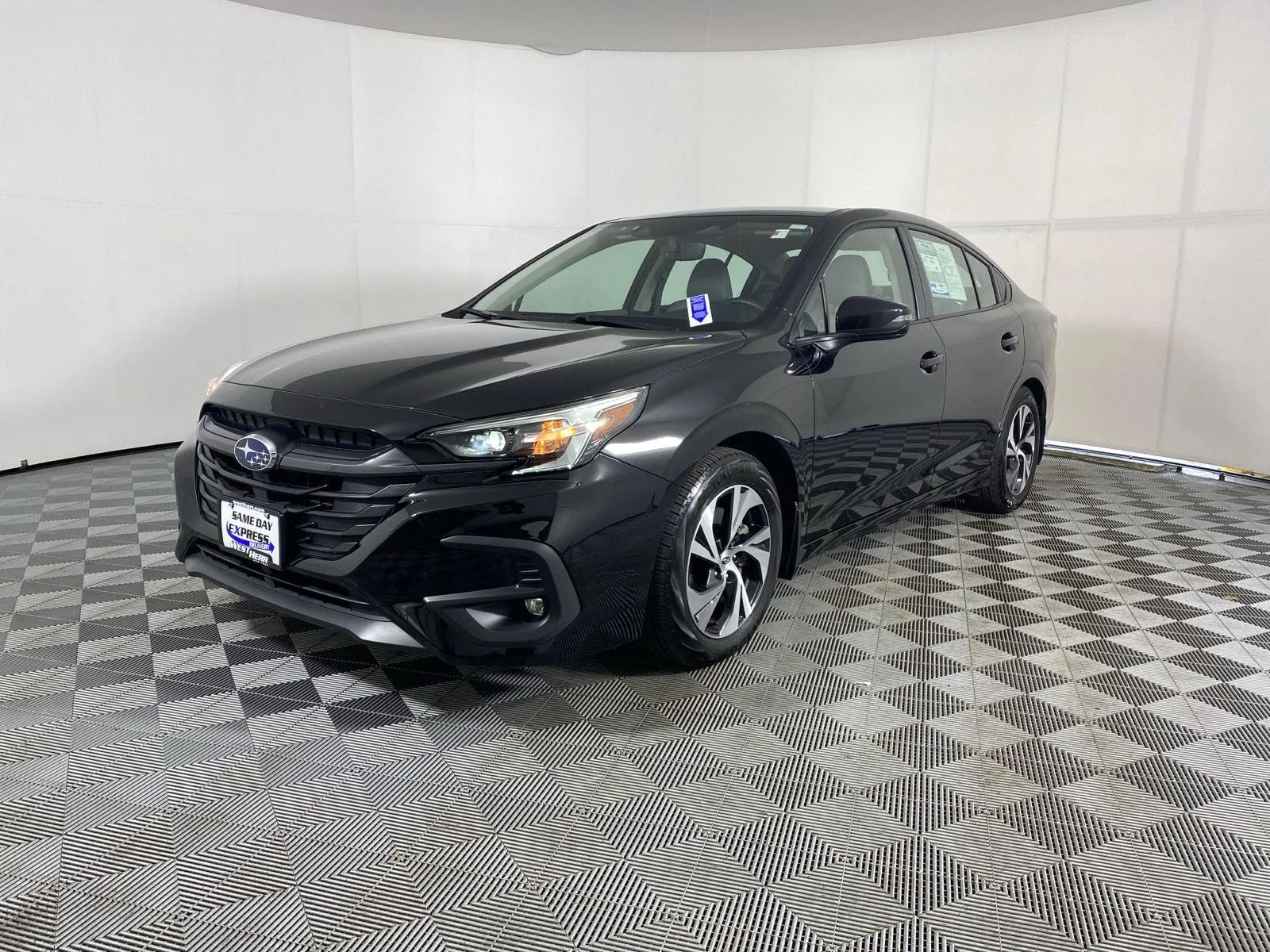 Used 2025 Crystal Black Silica Subaru Premium image 3