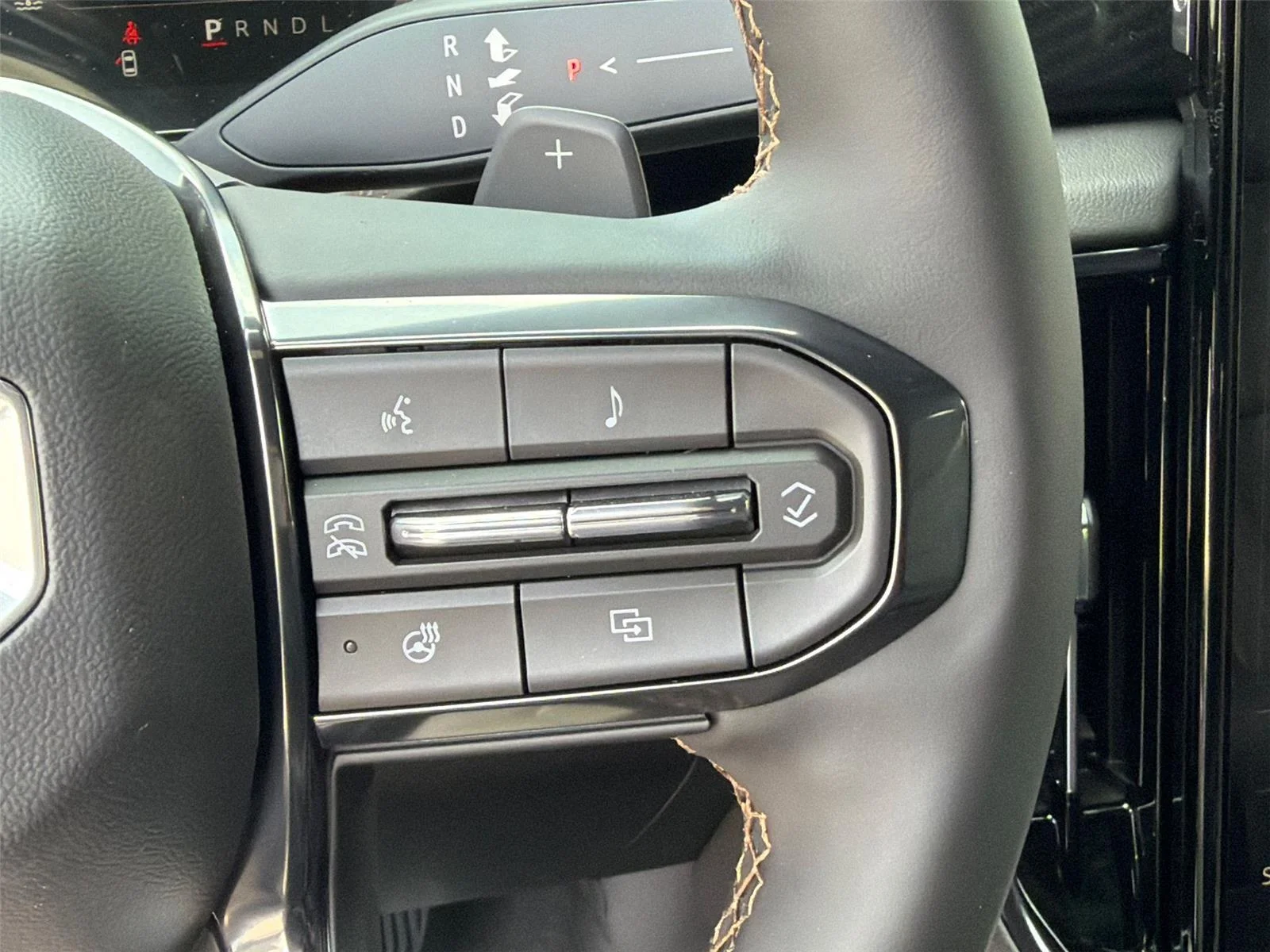 2026 GMC Yukon AT4 - Photo 20