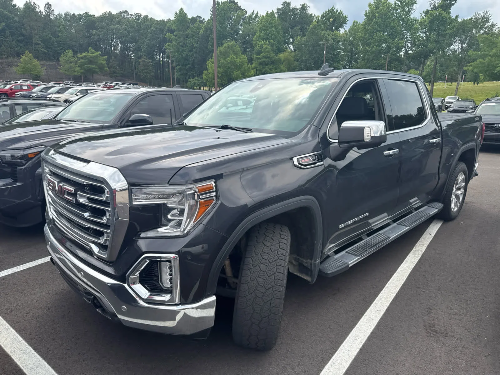 Used 2020 GMC Sierra 1500 SLT with VIN 1GTU9DELXLZ286957 for sale in Little Rock