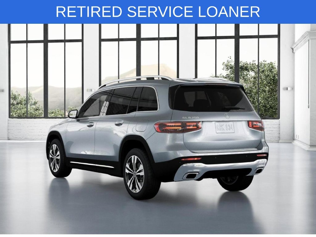 Used 2026 Silver Mercedes-Benz GLB 250 image 28