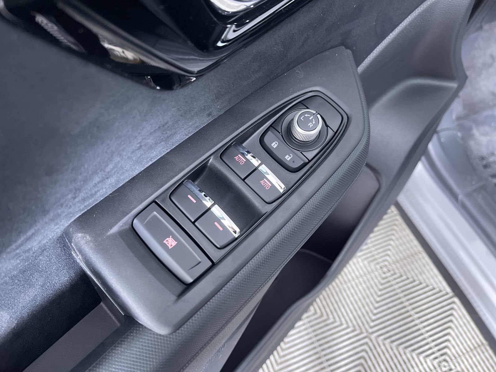 New 2026 RIVER ROCK PEARL Subaru Touring image 13