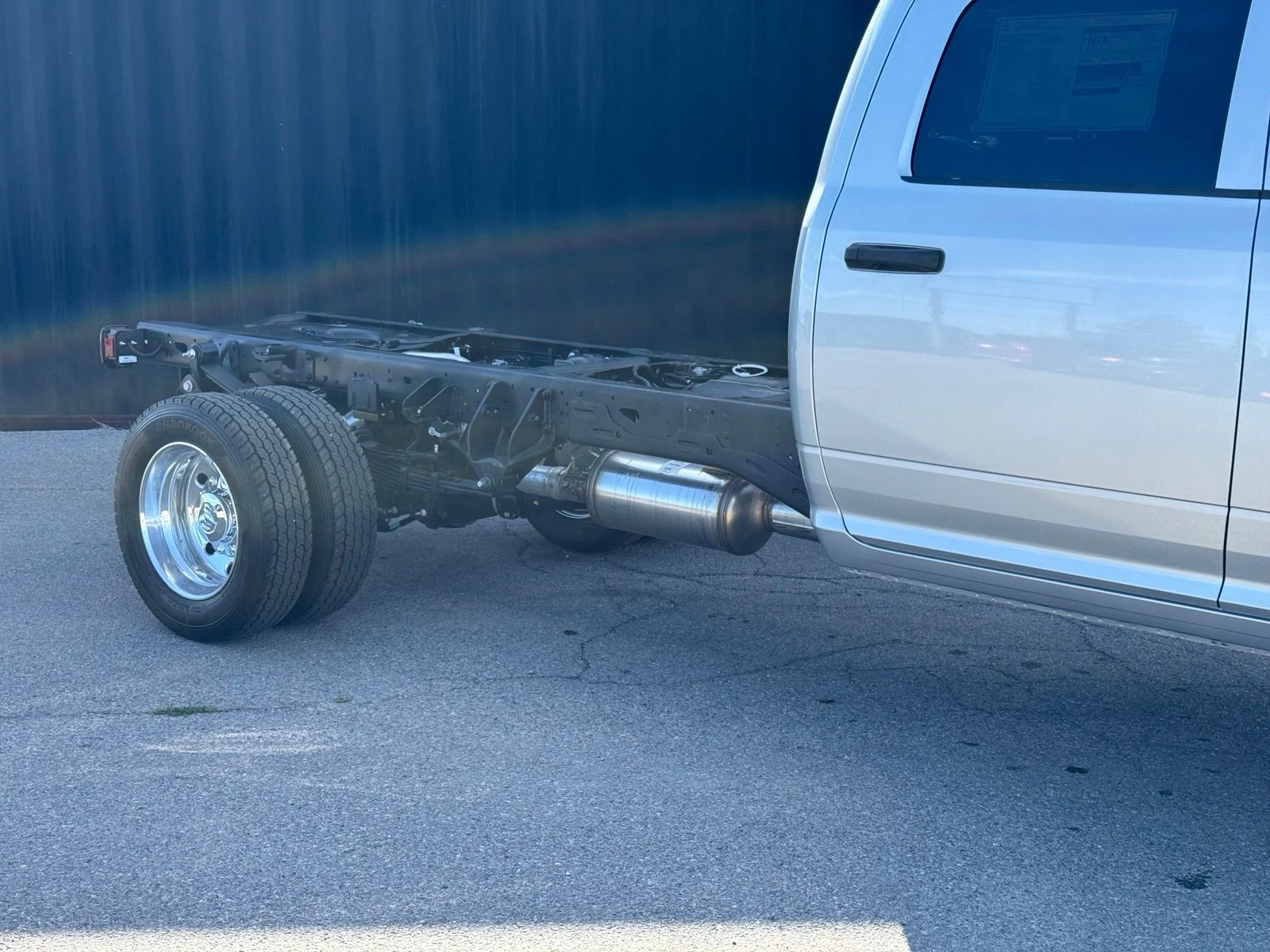New 2027 Granite Crystal Metallic Clearcoat RAM Tradesman image 4