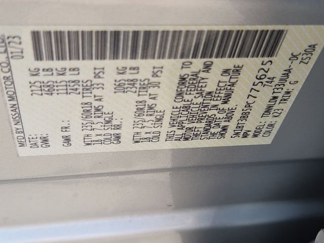 Used 2023 Brilliant Silver Metallic Nissan SV image 7