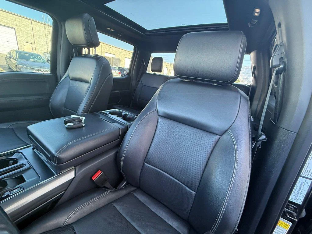 Used 2023 Agate Black Metallic Ford LARIAT 4WD SUPERCREW 5.5 BOX image 13