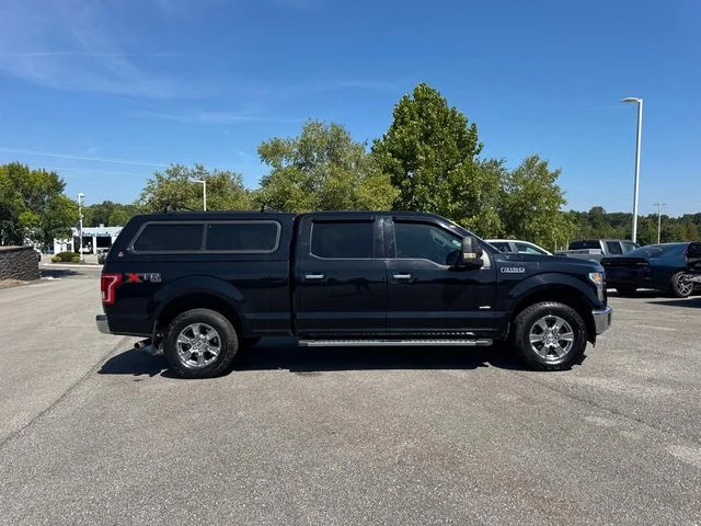 Used 2017 Black Ford XLT image 4