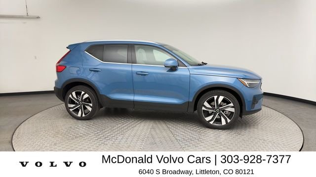Used 2023 Blue Volvo Ultimate image 9
