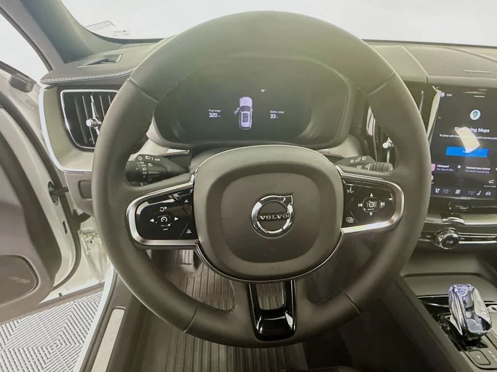 Certified Used 2024 Crystal White Volvo Ultimate image 12