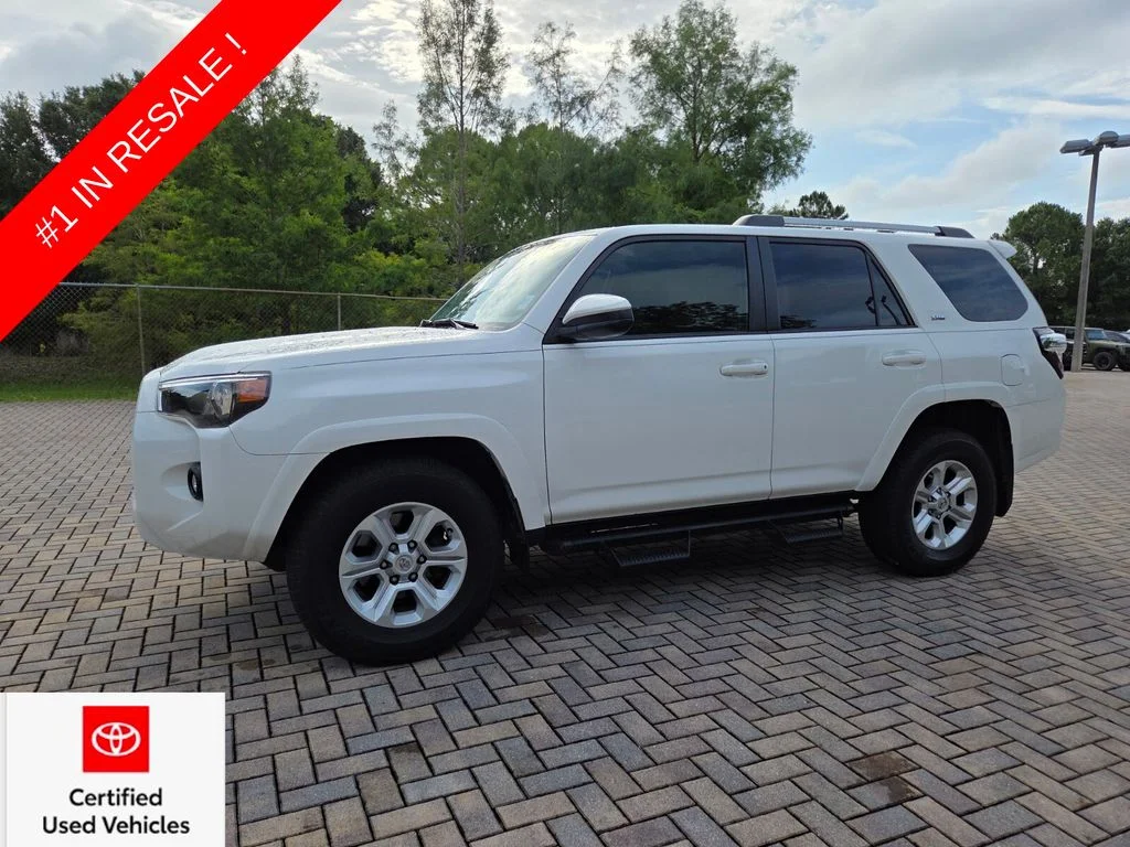 Used 2023 White Toyota SR5 image 3