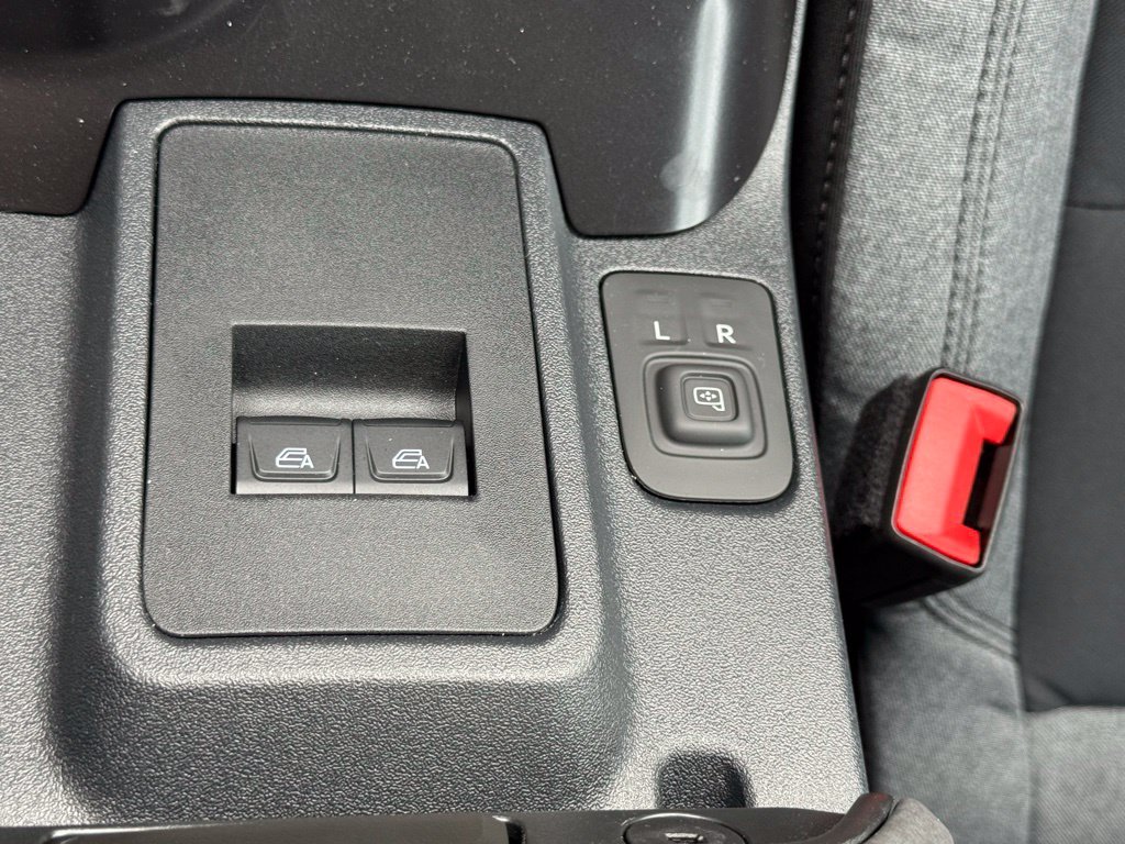 Used 2025 Blue Ford Base image 35