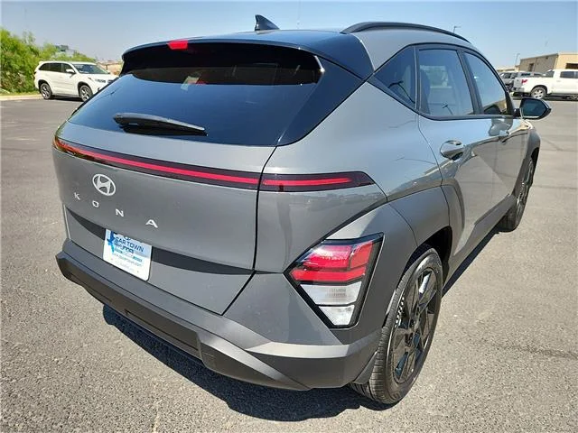 New 2026 Ecotronic Gray Pearl Hyundai SEL Sport image 4