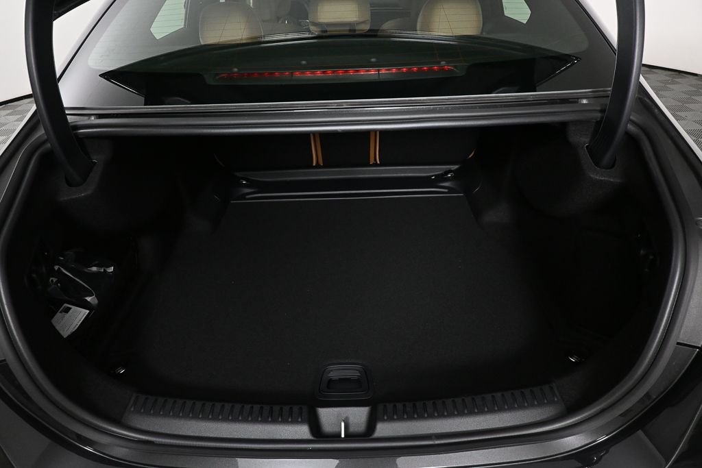 New 2026 Graphite Grey Metallic Mercedes-Benz E 350 image 28