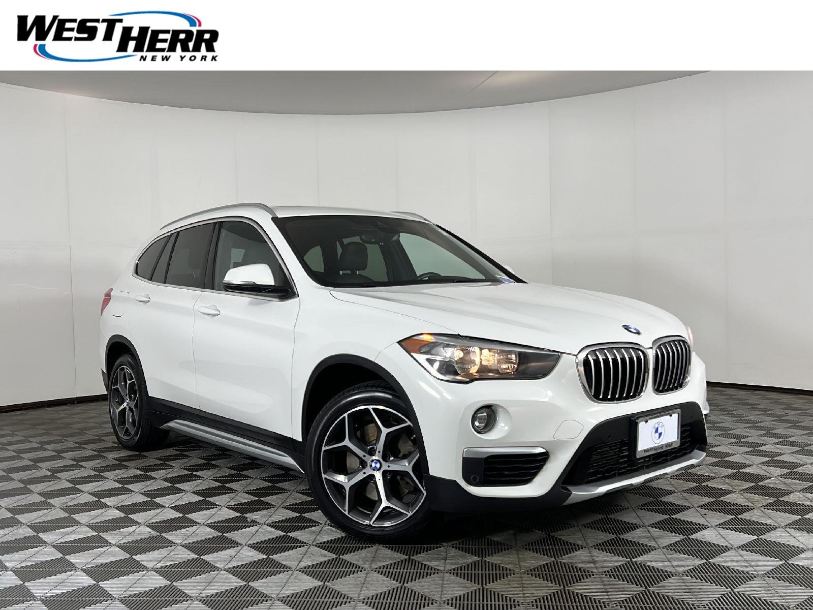 Used 2019 Alpine White BMW xDrive28i image 1