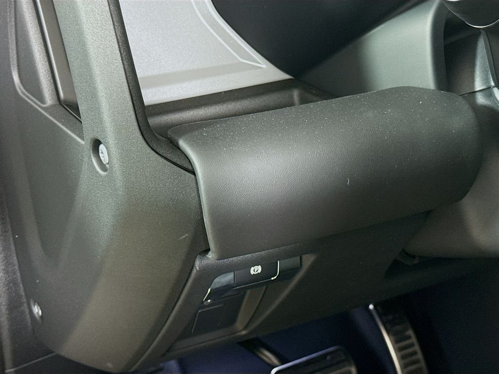 2025 Land Rover Defender V8 - Photo 10