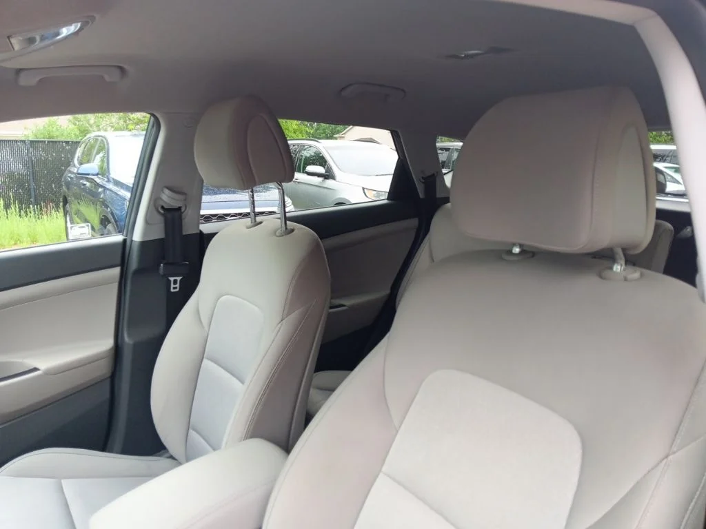 Used 2016 Coliseum Gray Hyundai SE image 13