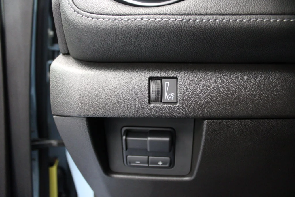 Used 2025 Metallic Chevrolet LT image 20