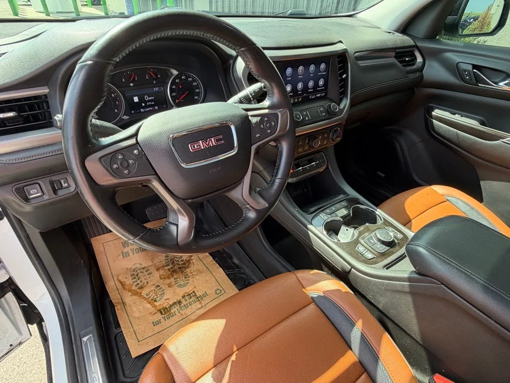 Used 2020 White GMC AT4 image 7