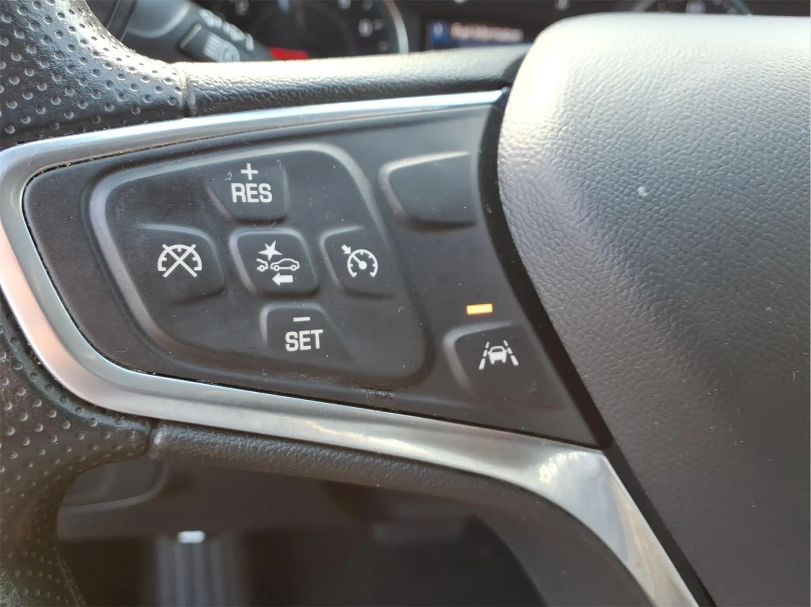 Used 2023 Iron Gray Metallic Chevrolet LT image 18